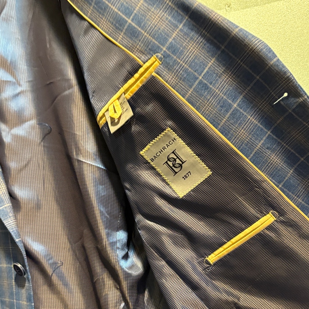 Bachrach Navy Plaid Checkered Blazer 100% Wool NWT. Windowpane. - Picture 4 of 8